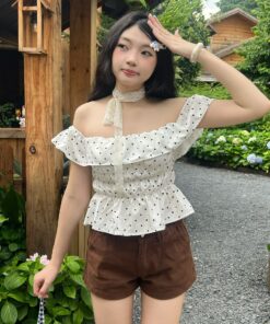 Alternative view of Phương Anh – Korean Office Outfit