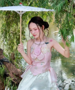 Concept “Garden Muse” – Nàng Thơ Dịu Dàng Giữa Khu Vườn Xanh 🌿