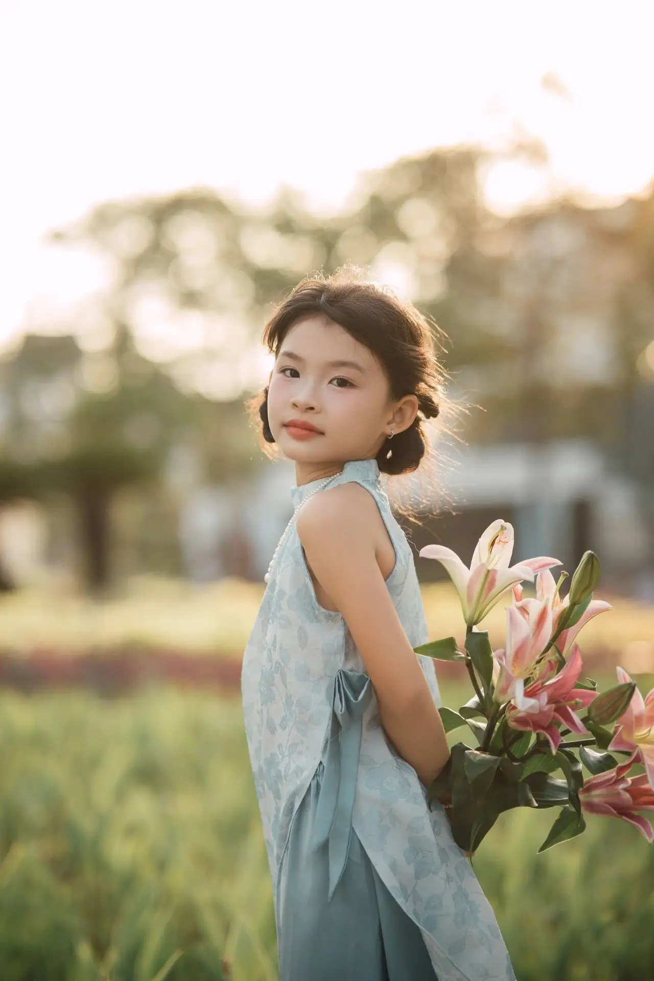 Concept “Golden Petals” – Khi Hoàng Hôn Nhuộm Vàng Những Cánh Hoa 🌅 - Ảnh 5