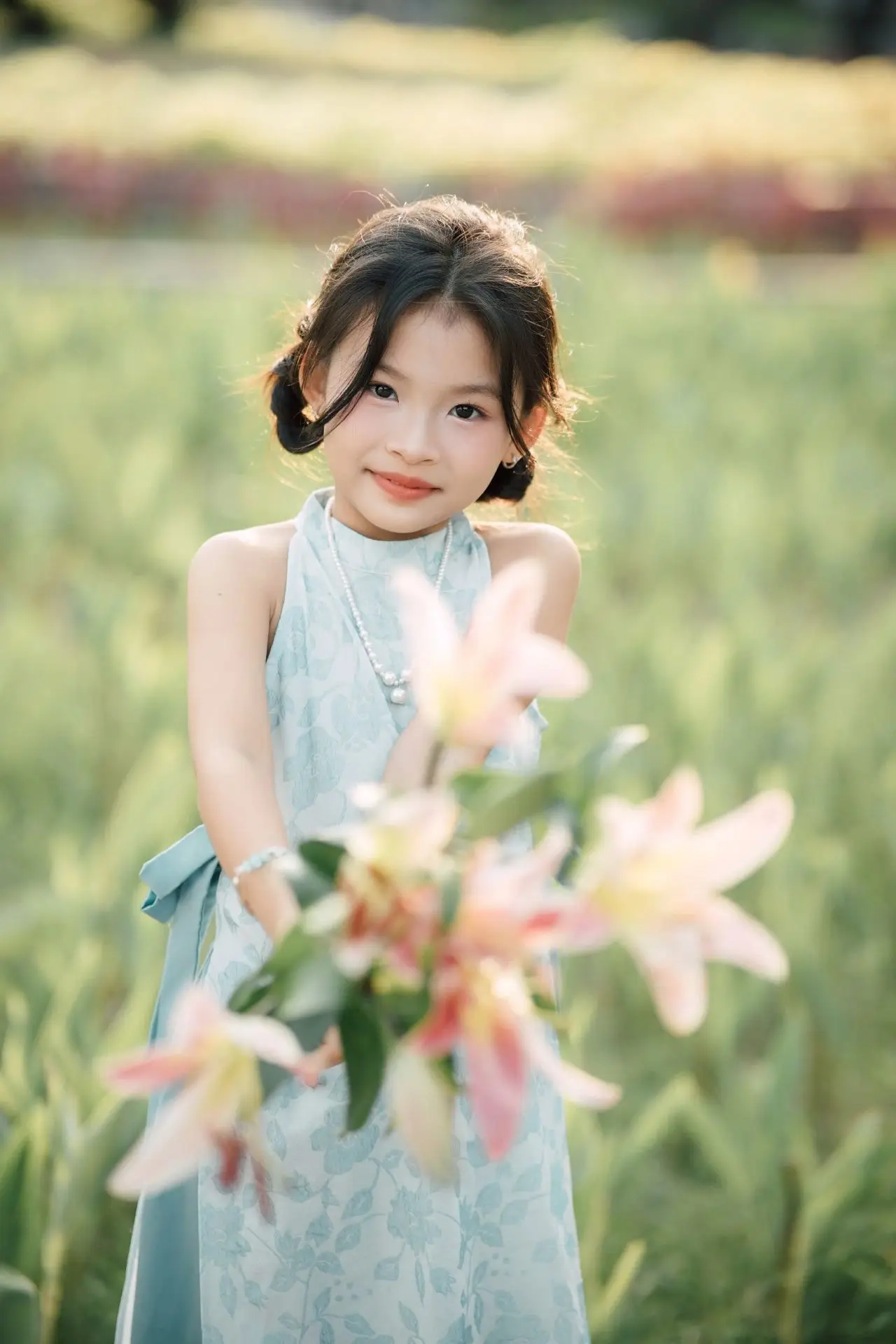 Concept “Golden Petals” – Khi Hoàng Hôn Nhuộm Vàng Những Cánh Hoa 🌅 - Ảnh 6