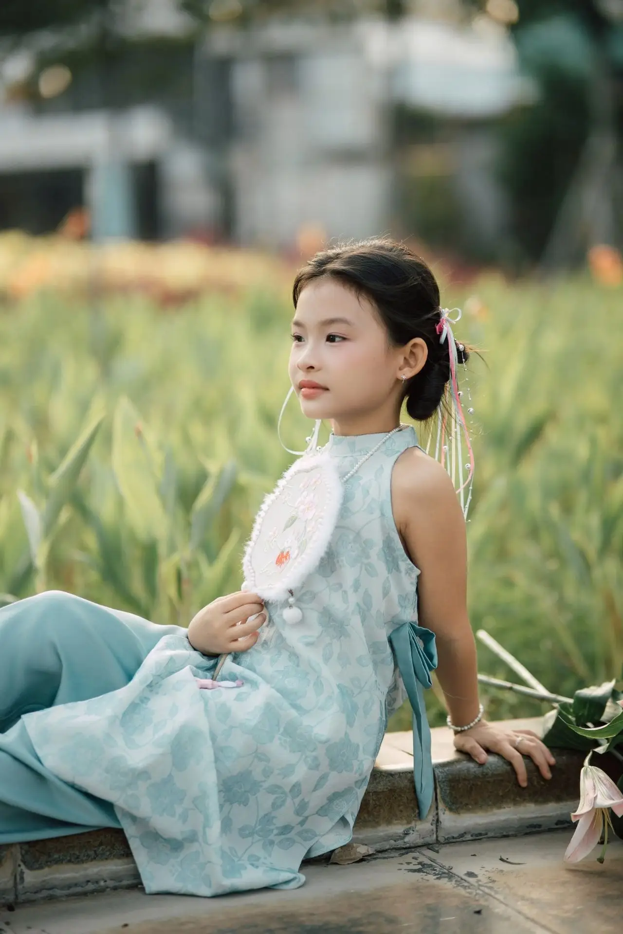 Concept “Golden Petals” – Khi Hoàng Hôn Nhuộm Vàng Những Cánh Hoa 🌅 - Ảnh 2